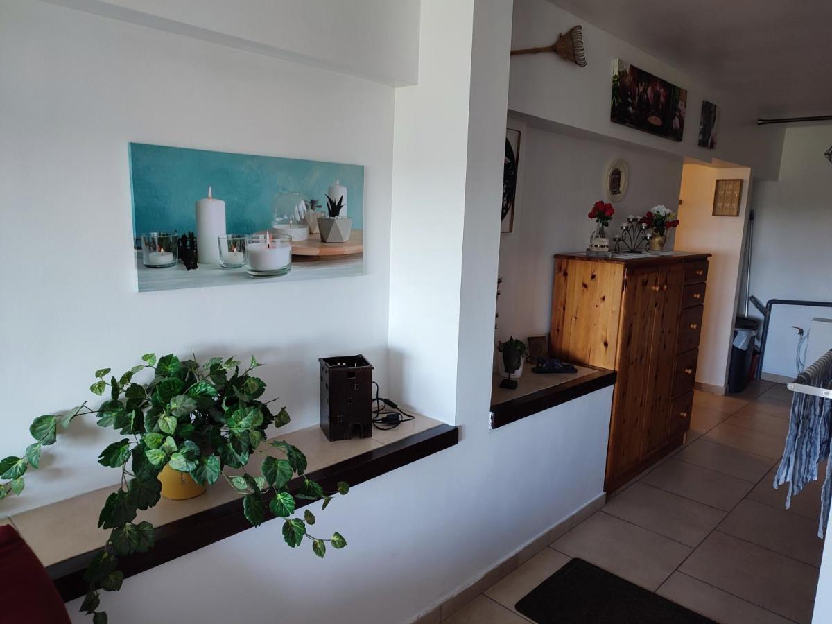 Le Champs Des Lievres Apartment Beaumont Bagian luar foto